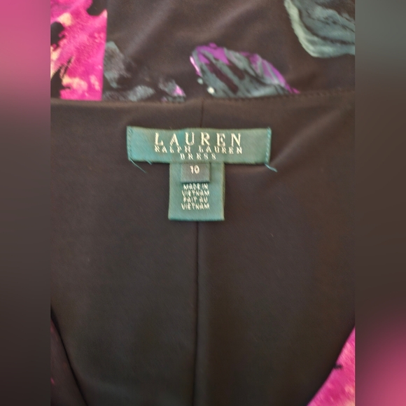 Ralph Lauren  Floral Printwrap dress. Size 10 - Picture 6 of 8